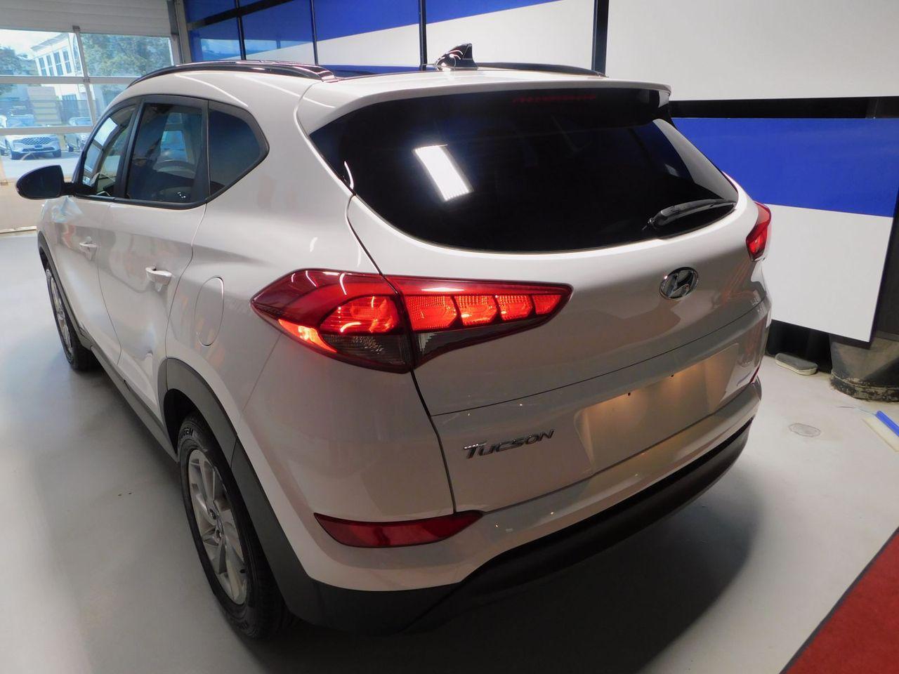 2018 Hyundai Tucson SE-4