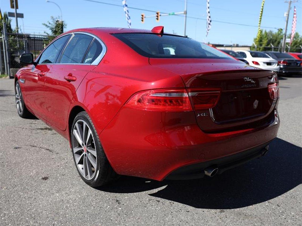 2018 Jaguar XE 25t Prestige-2