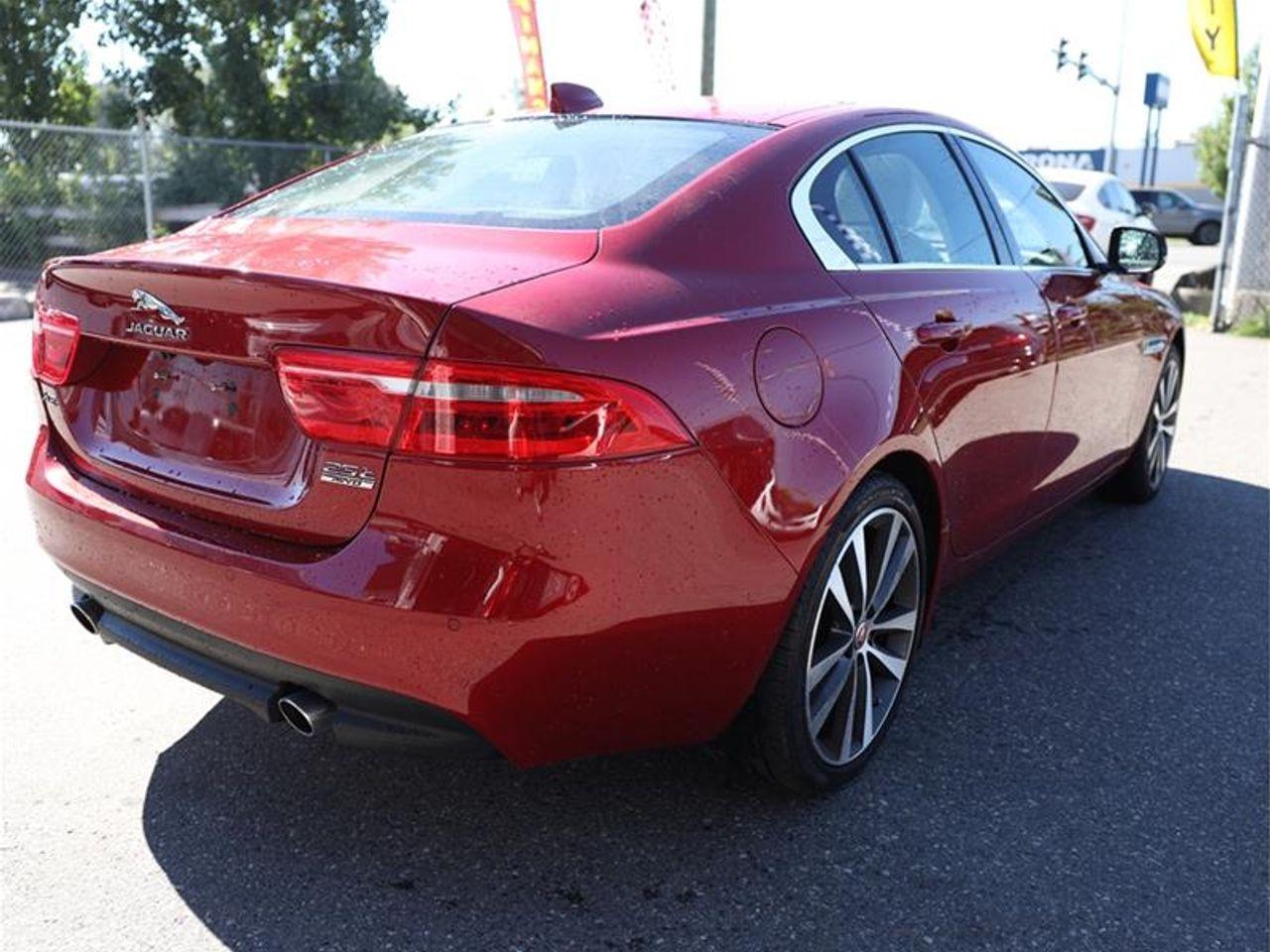 2018 Jaguar XE 25t Prestige-4