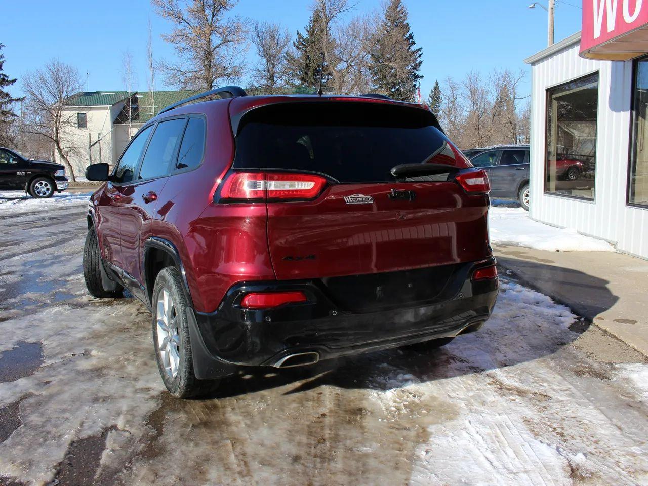 2018 Jeep Cherokee North-1