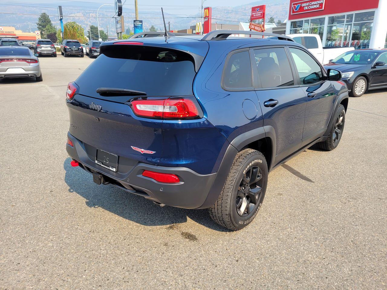 2018 Jeep Cherokee Trailhawk-4