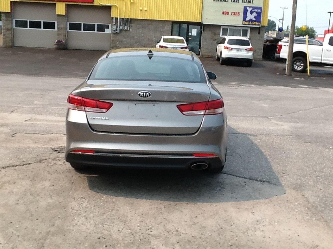 2018 Kia Optima LX-3