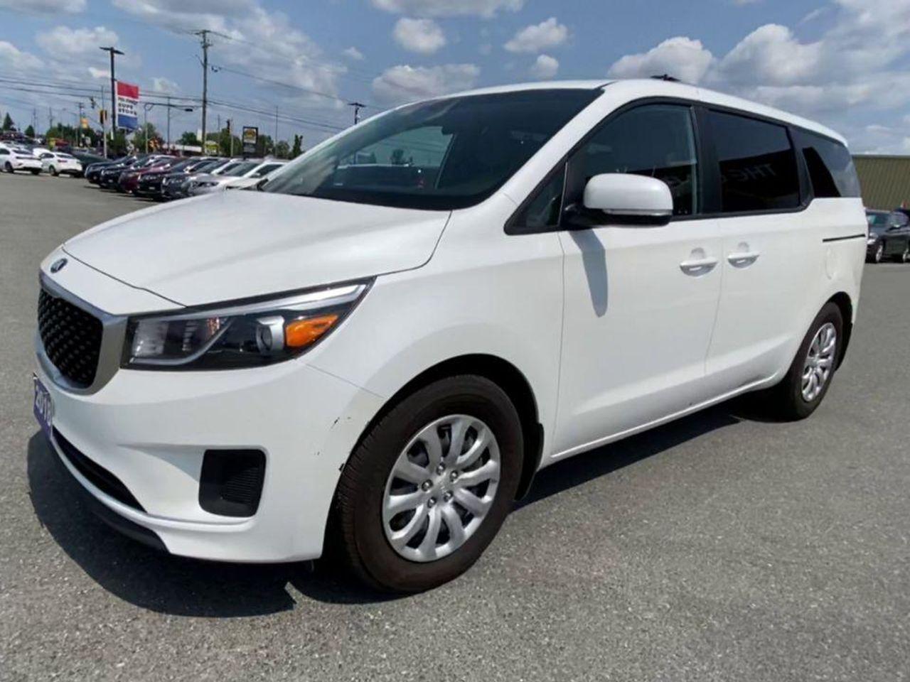 2018 Kia Sedona L-3