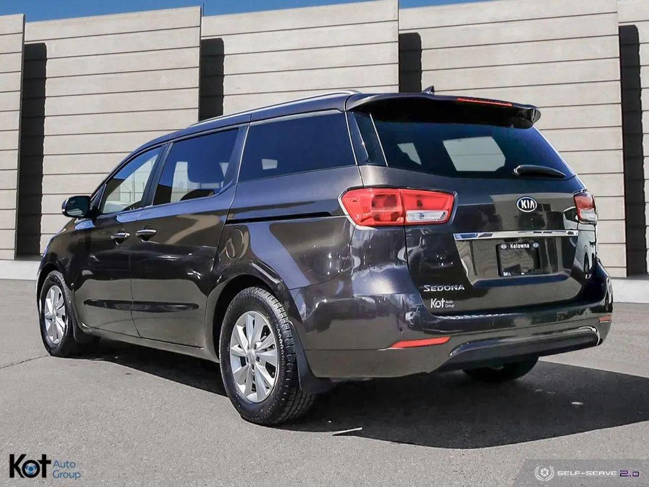 2018 Kia Sedona LX-3