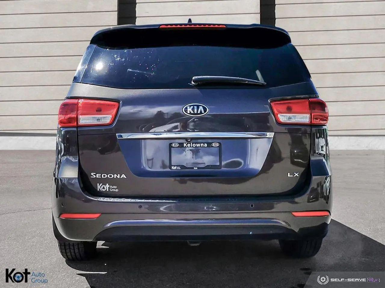 2018 Kia Sedona LX-4