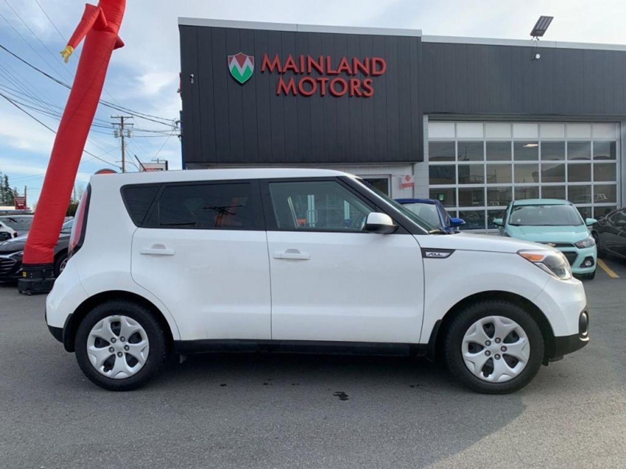 2018 Kia Soul BASE-2
