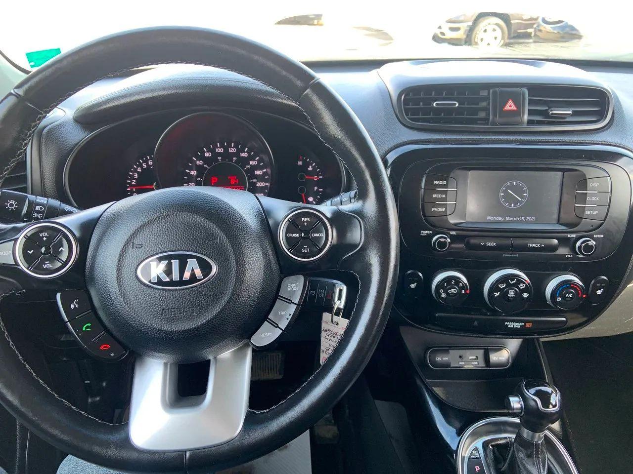 2018 Kia Soul -1