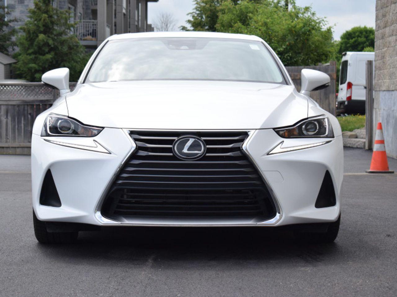 2018 Lexus IS -2