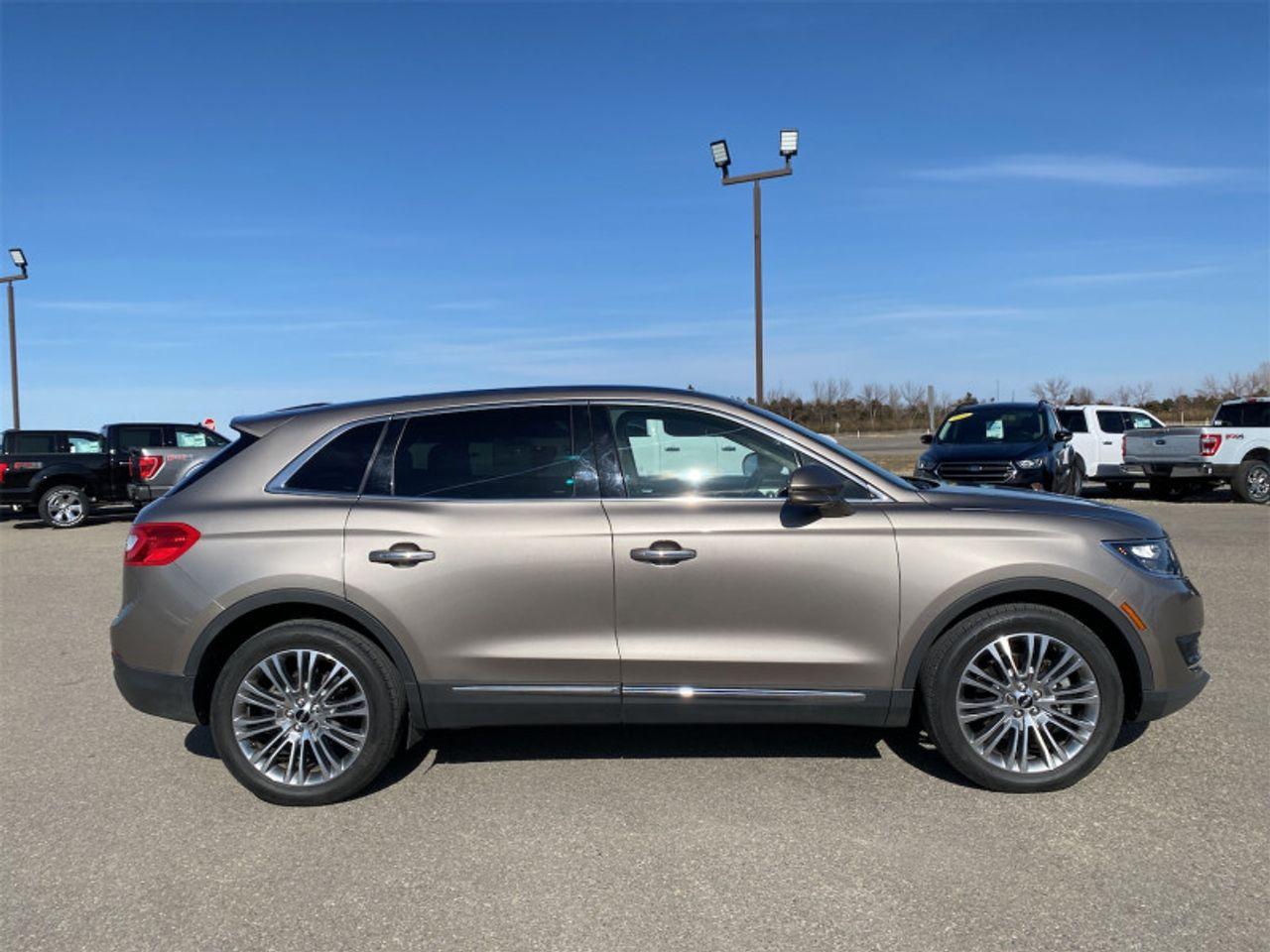 2018 Lincoln MKX Reserve-1
