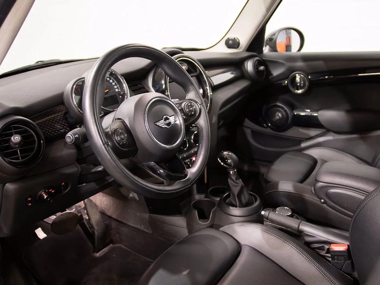 2018 MINI Cooper S-2