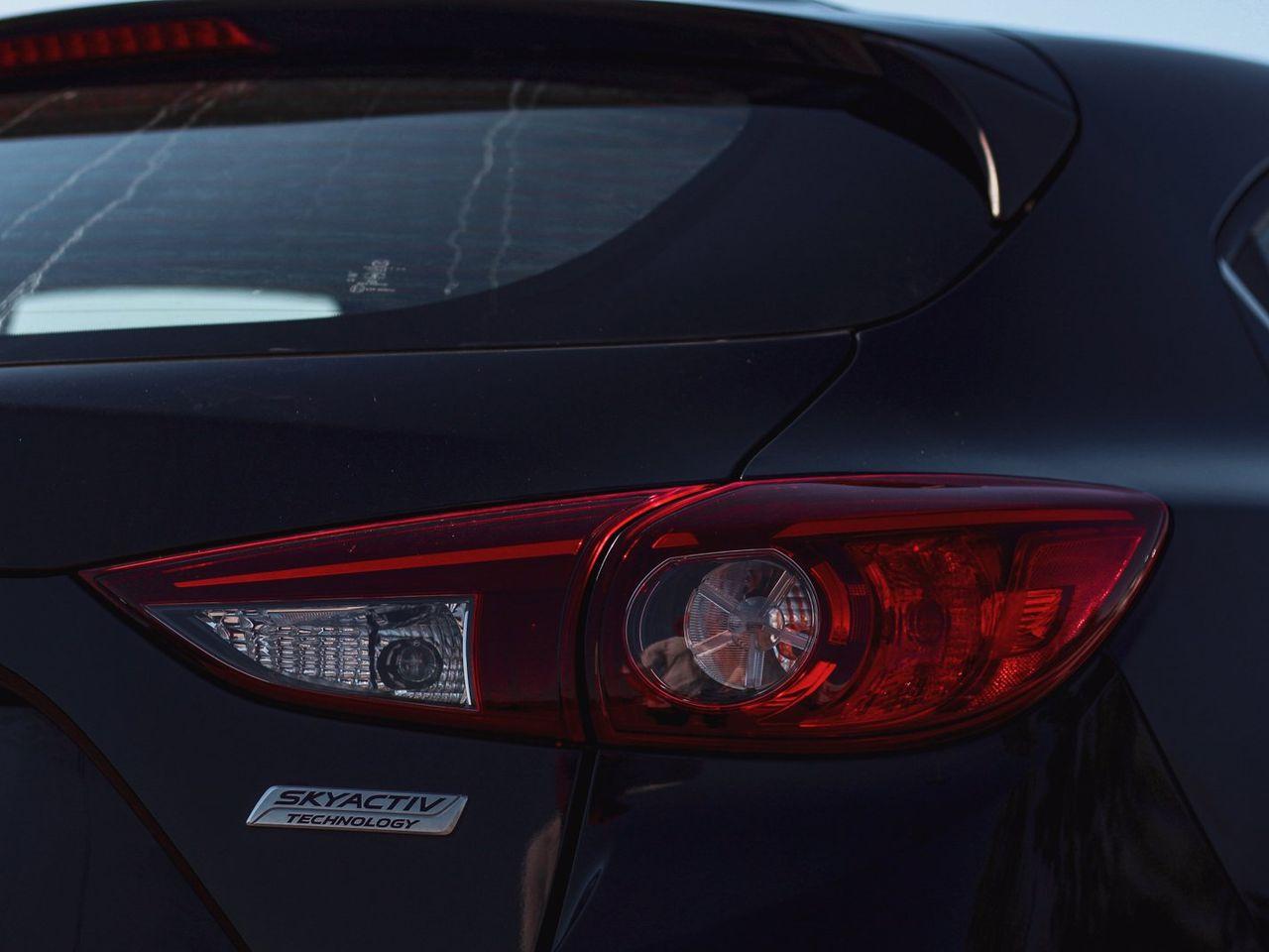 2018 Mazda Mazda3 -3