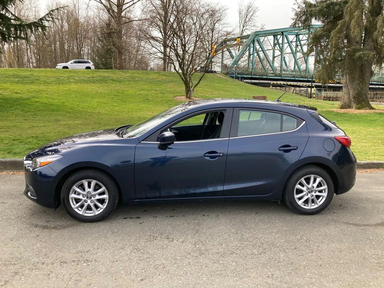 2018 Mazda Mazda3 GS-1