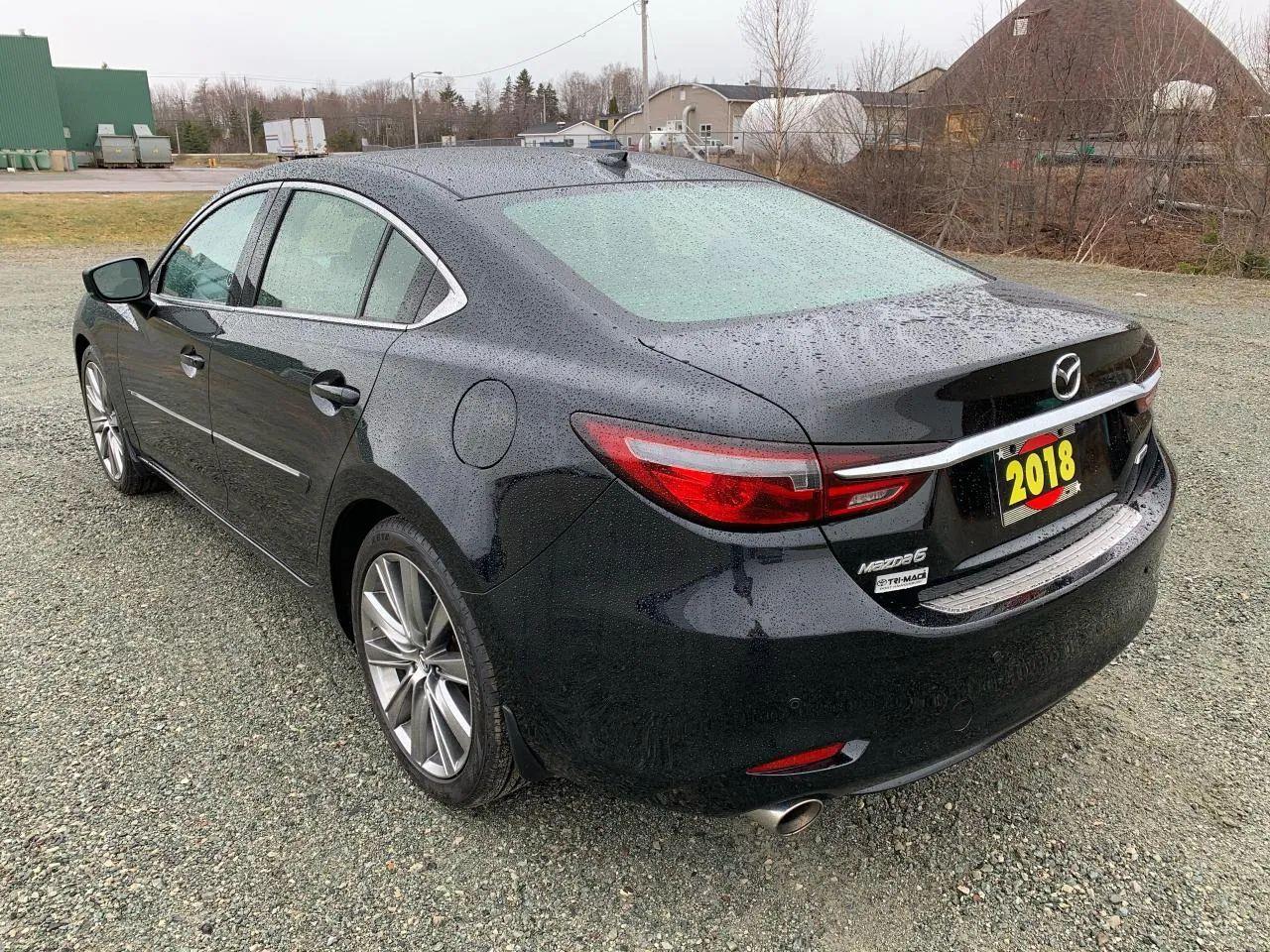 2018 Mazda Mazda6 Signature-2