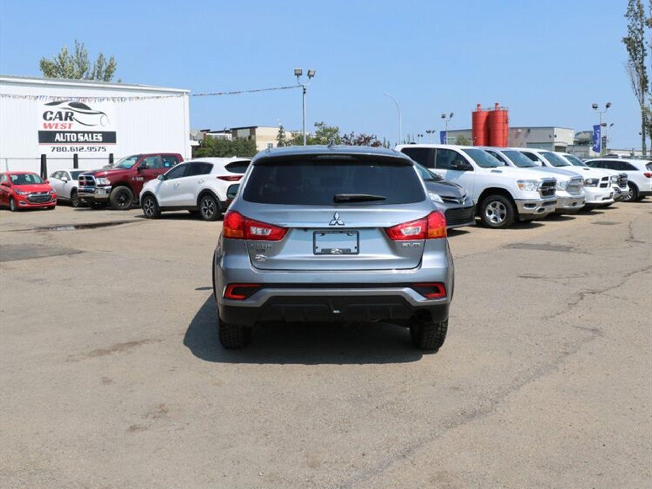 2018 Mitsubishi RVR SE 4WD-3
