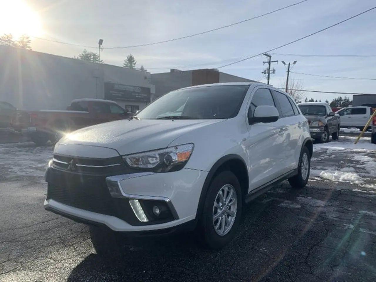 2018 Mitsubishi RVR SE-0