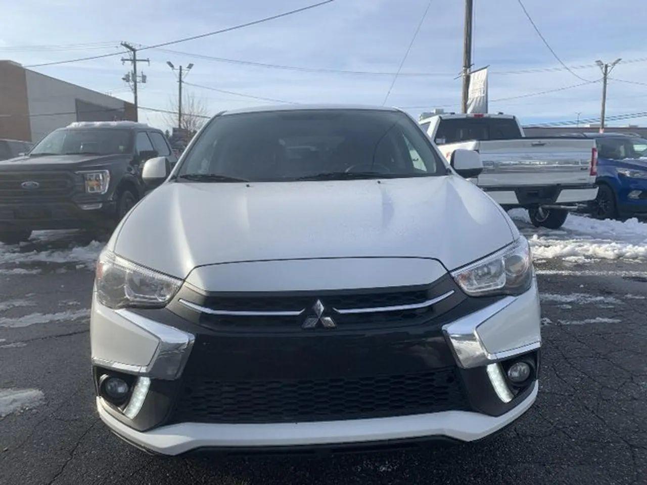 2018 Mitsubishi RVR SE-1