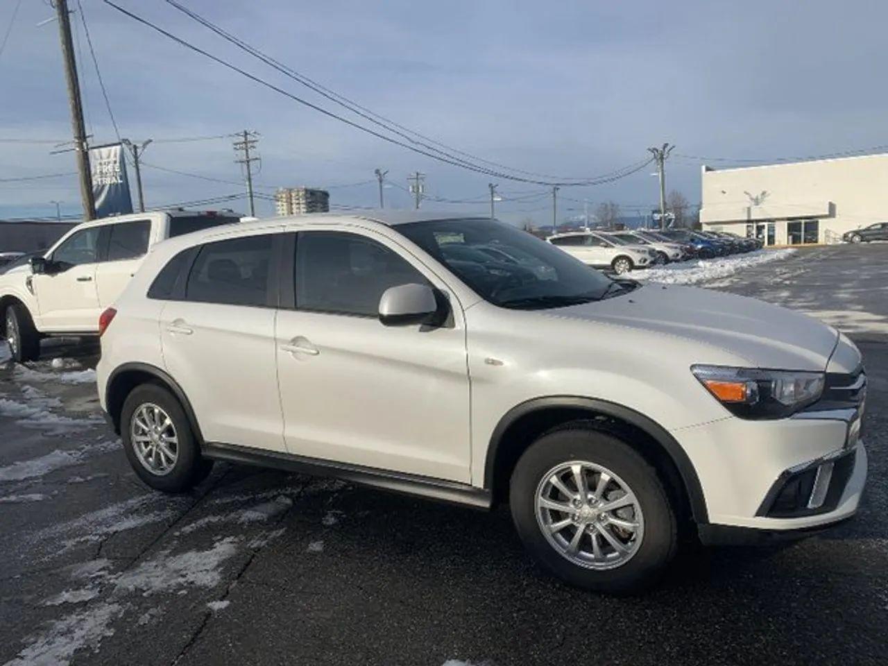 2018 Mitsubishi RVR SE-2