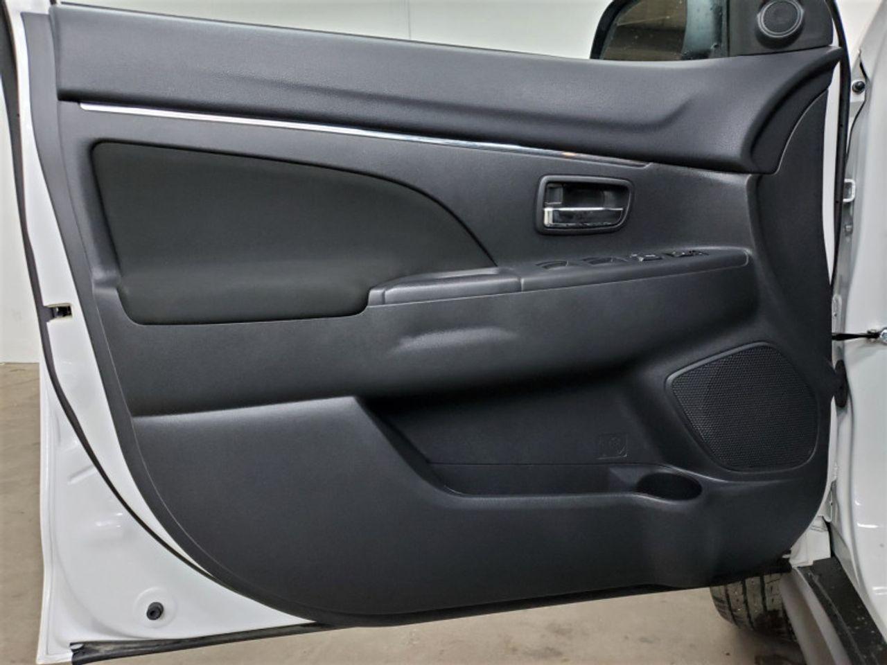 2018 Mitsubishi RVR SE-3