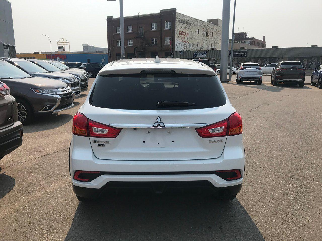 2018 Mitsubishi RVR SE-4
