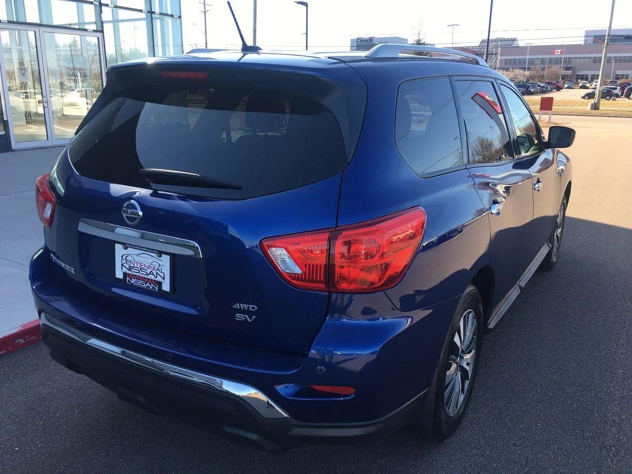 2018 Nissan Pathfinder Platinum-2