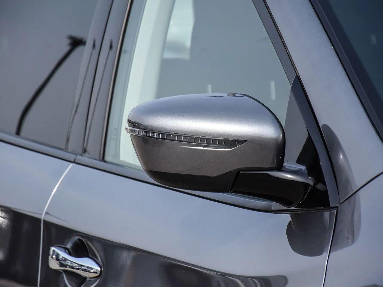 2018 Nissan Pathfinder Platinum-4