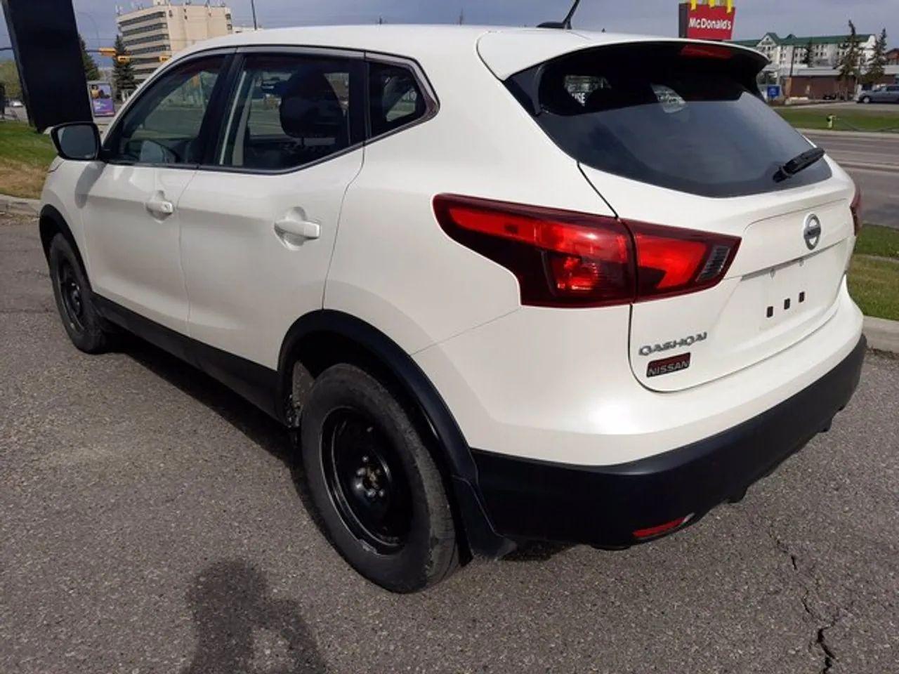 2018 Nissan Qashqai S-2
