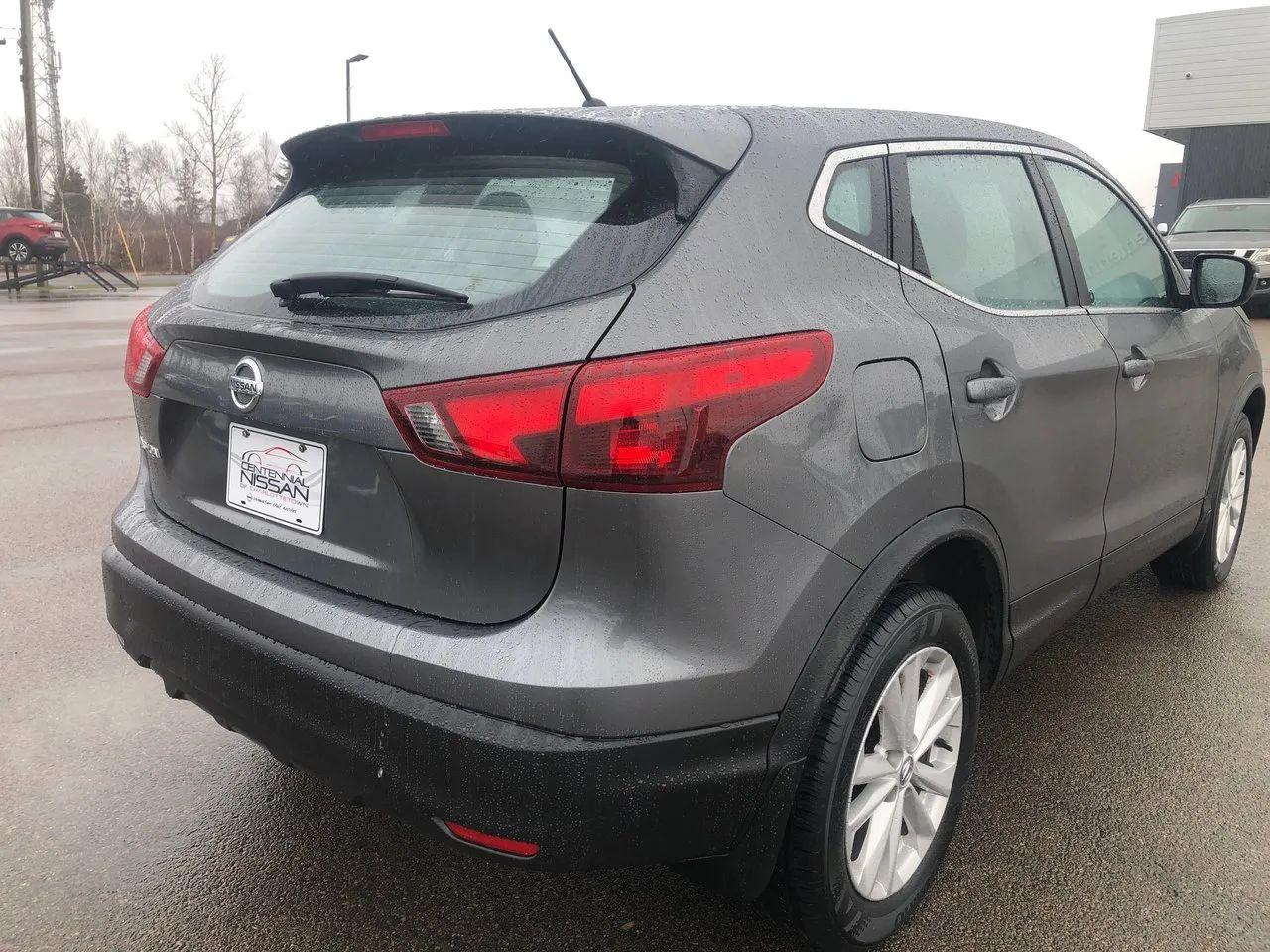 2018 Nissan Qashqai S-2