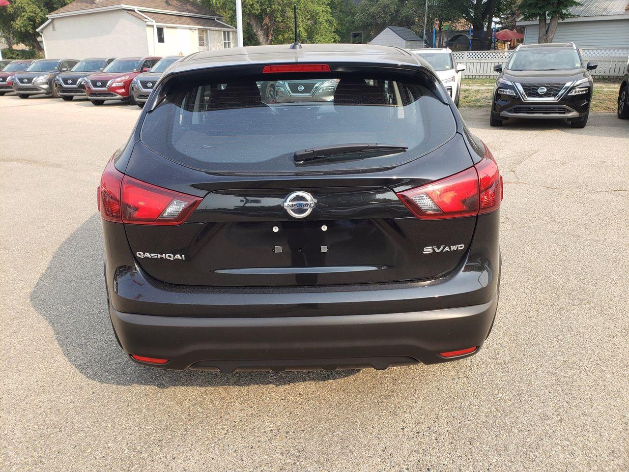 2018 Nissan Qashqai S-3