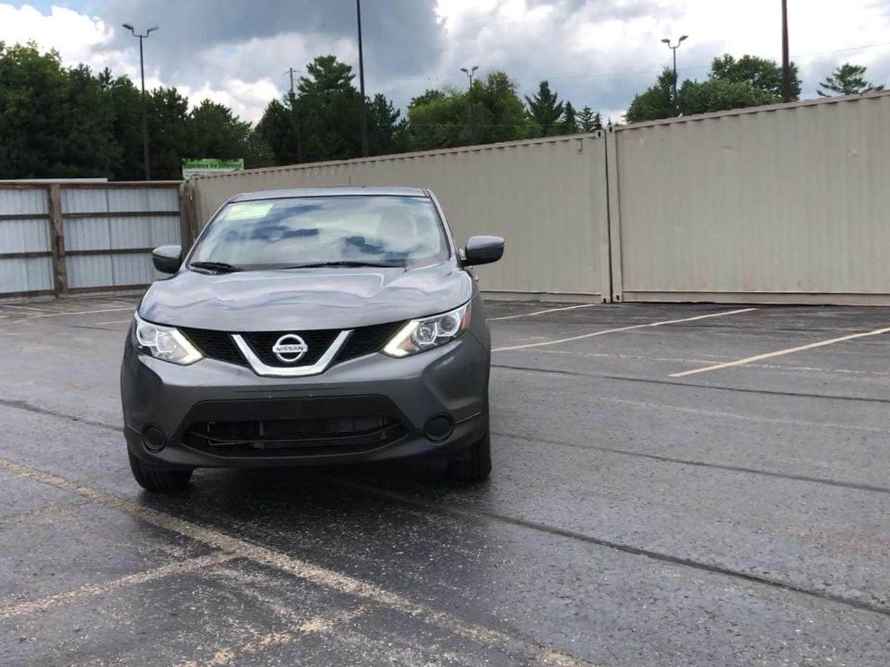 2018 Nissan Qashqai S-2