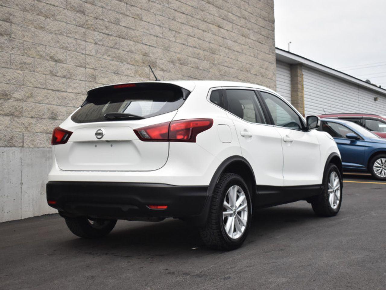 2018 Nissan Qashqai S-4