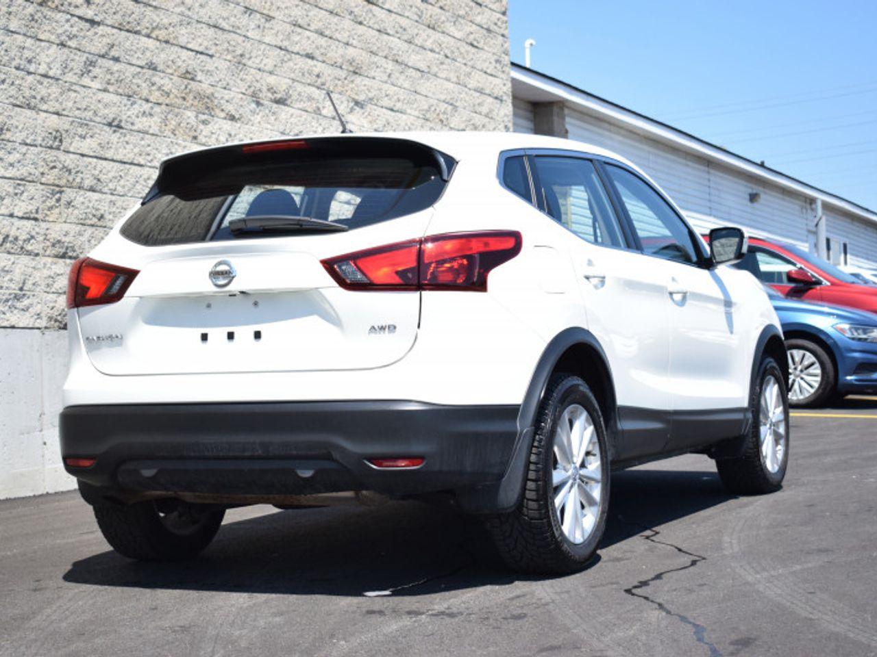 2018 Nissan Qashqai S-3