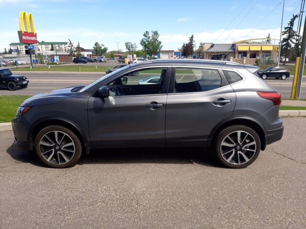 2018 Nissan Rogue Sport S-1