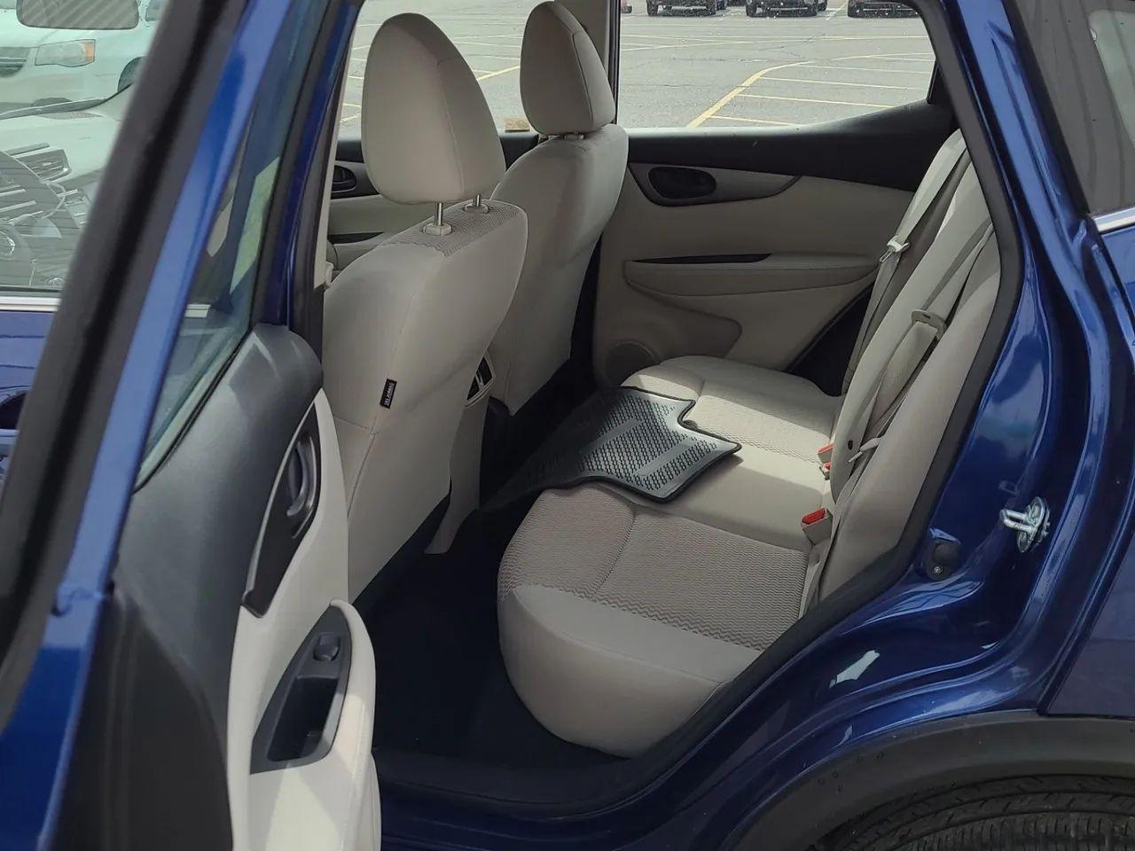 2018 Nissan Rogue S-3