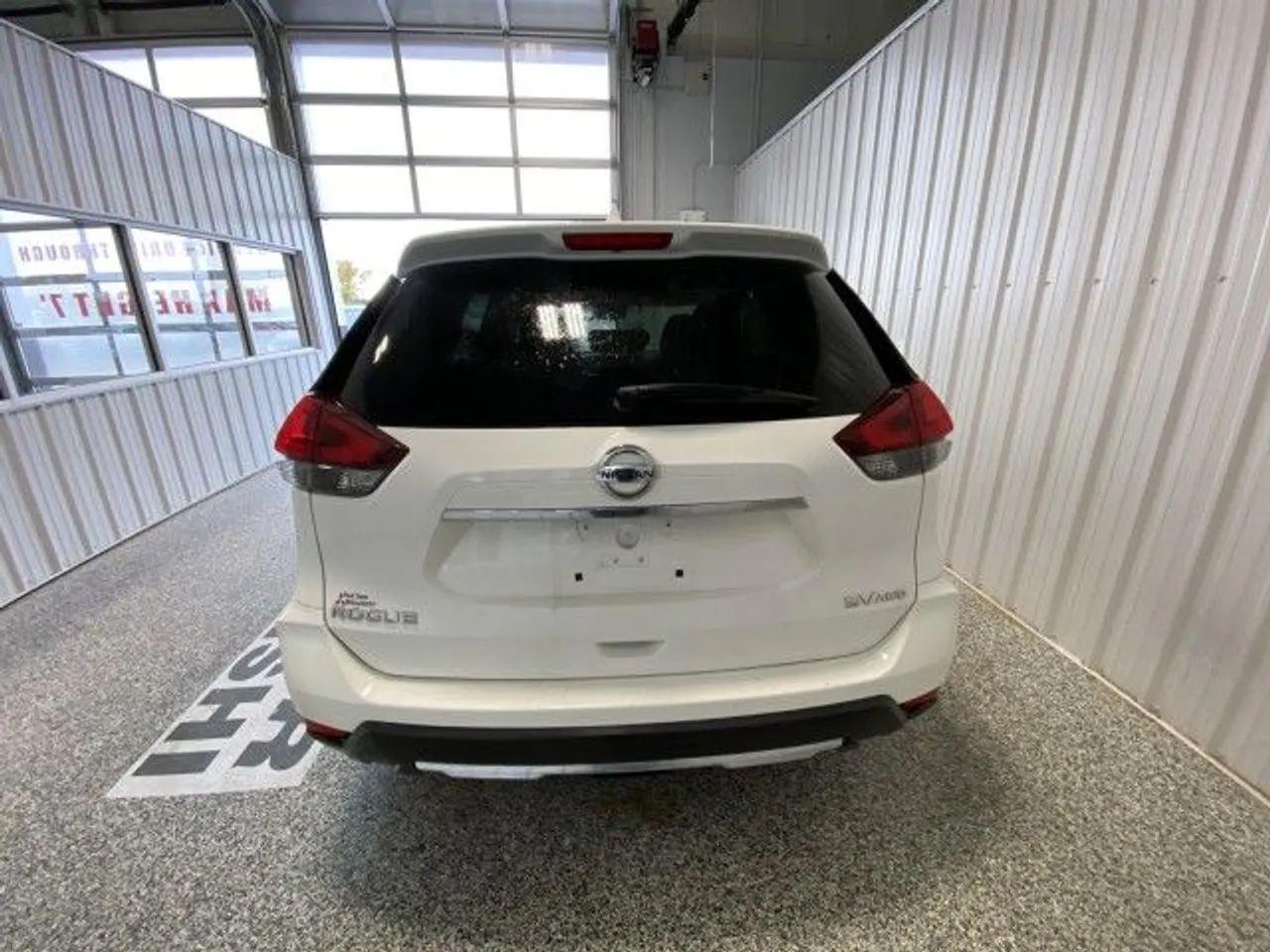 2018 Nissan Rogue S-3