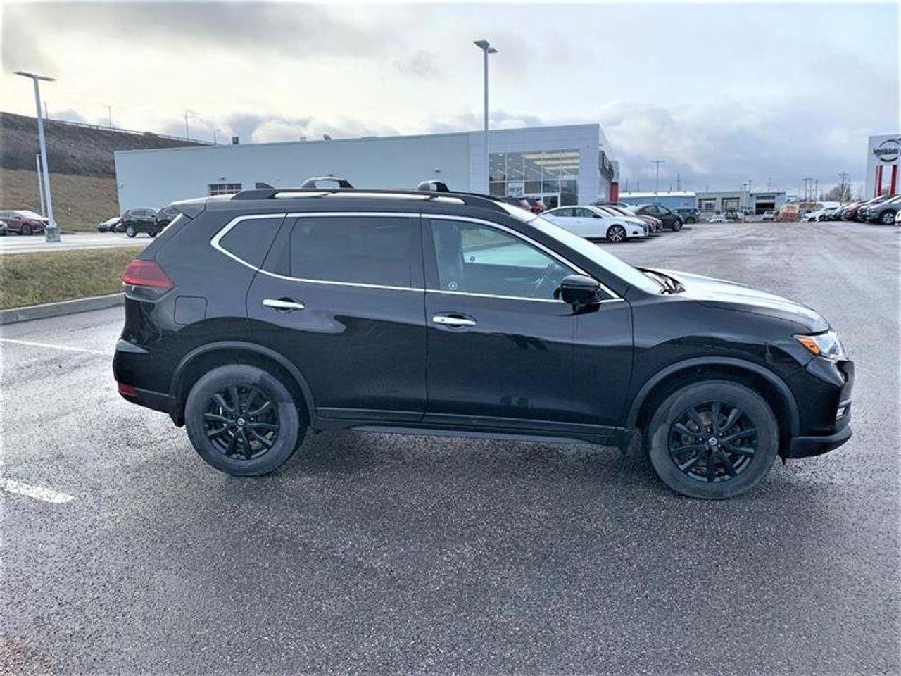 2018 Nissan Rogue S-1