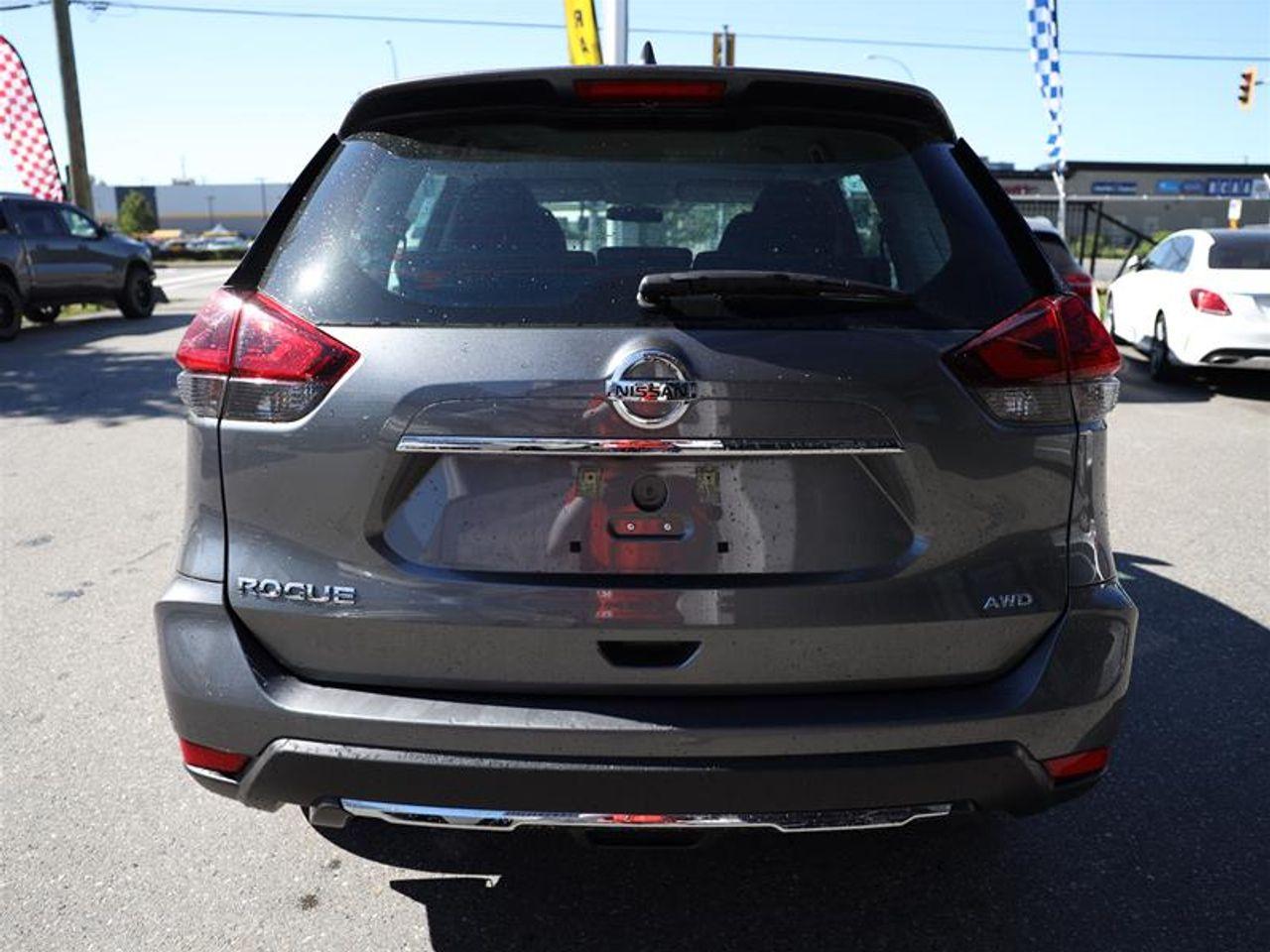 2018 Nissan Rogue S-3