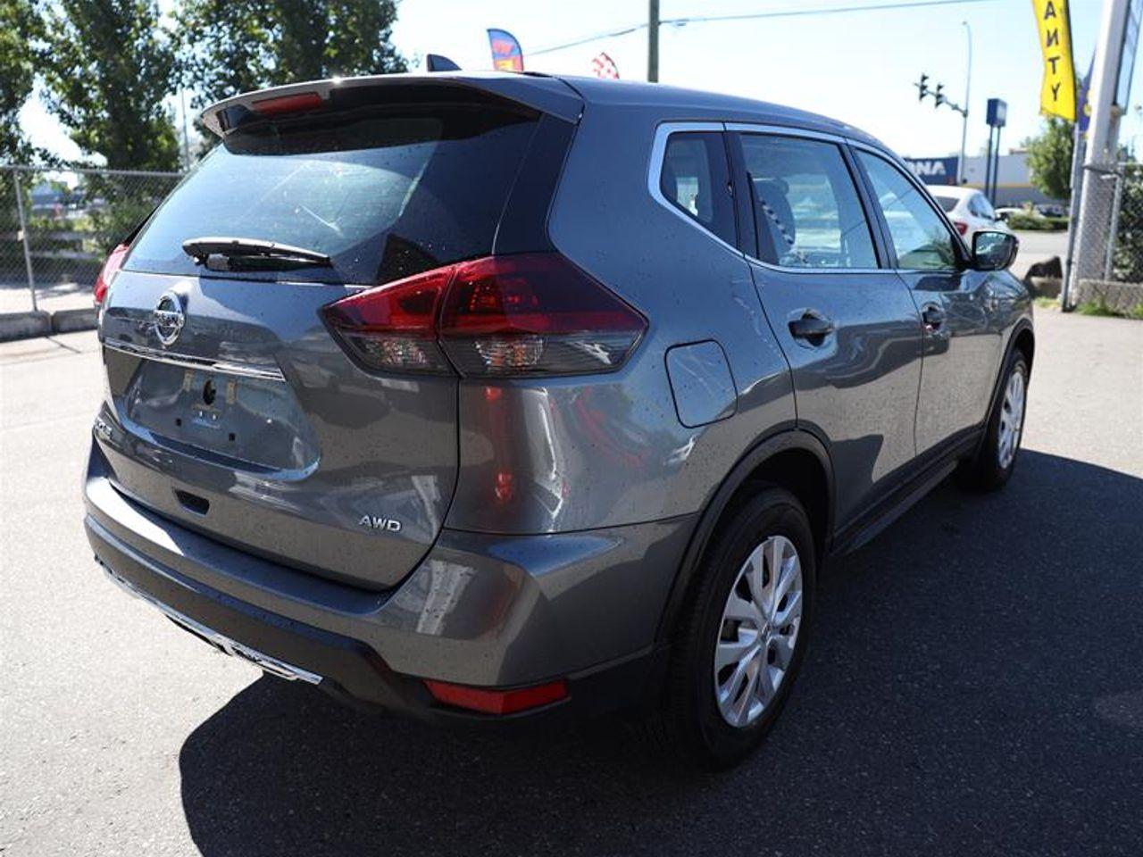 2018 Nissan Rogue S-4