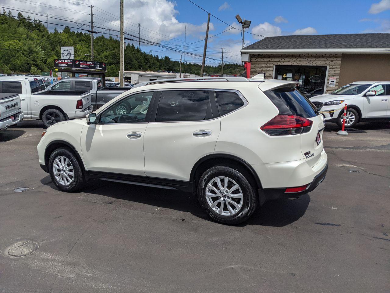 2018 Nissan Rogue S-2