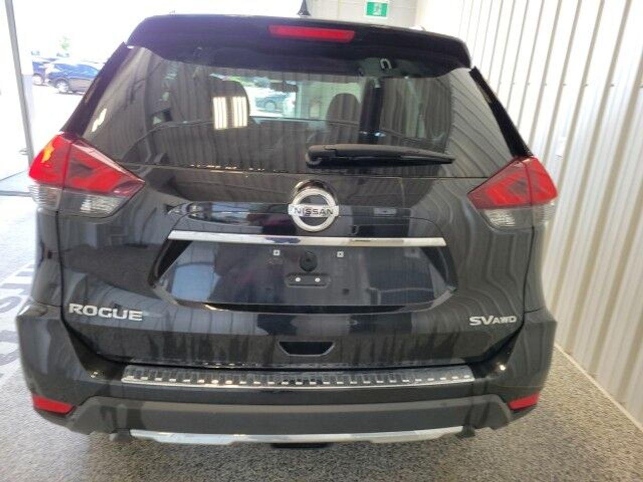 2018 Nissan Rogue S-3
