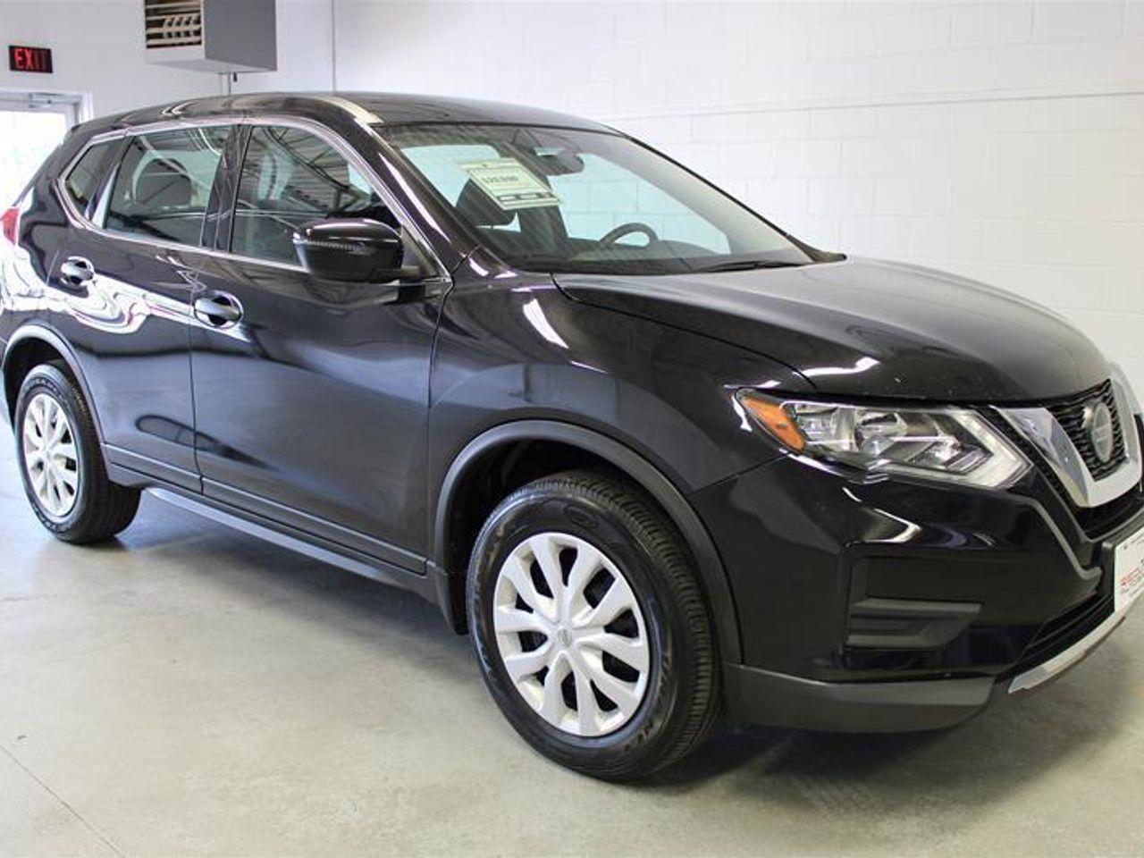 2018 Nissan Rogue S-1