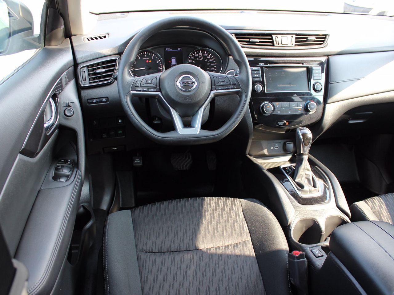 2018 Nissan Rogue S-1