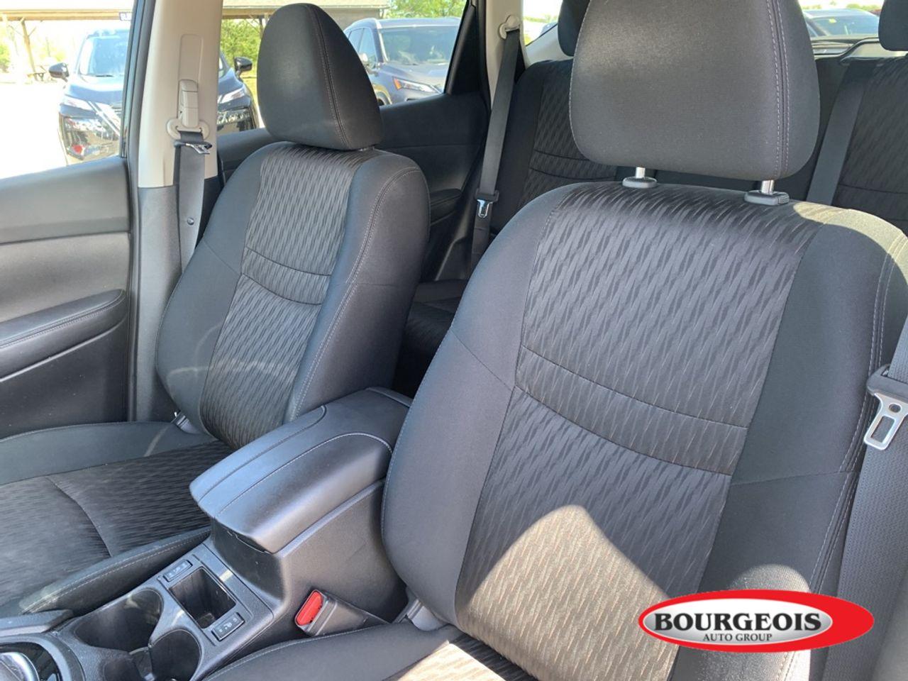 2018 Nissan Rogue S-4