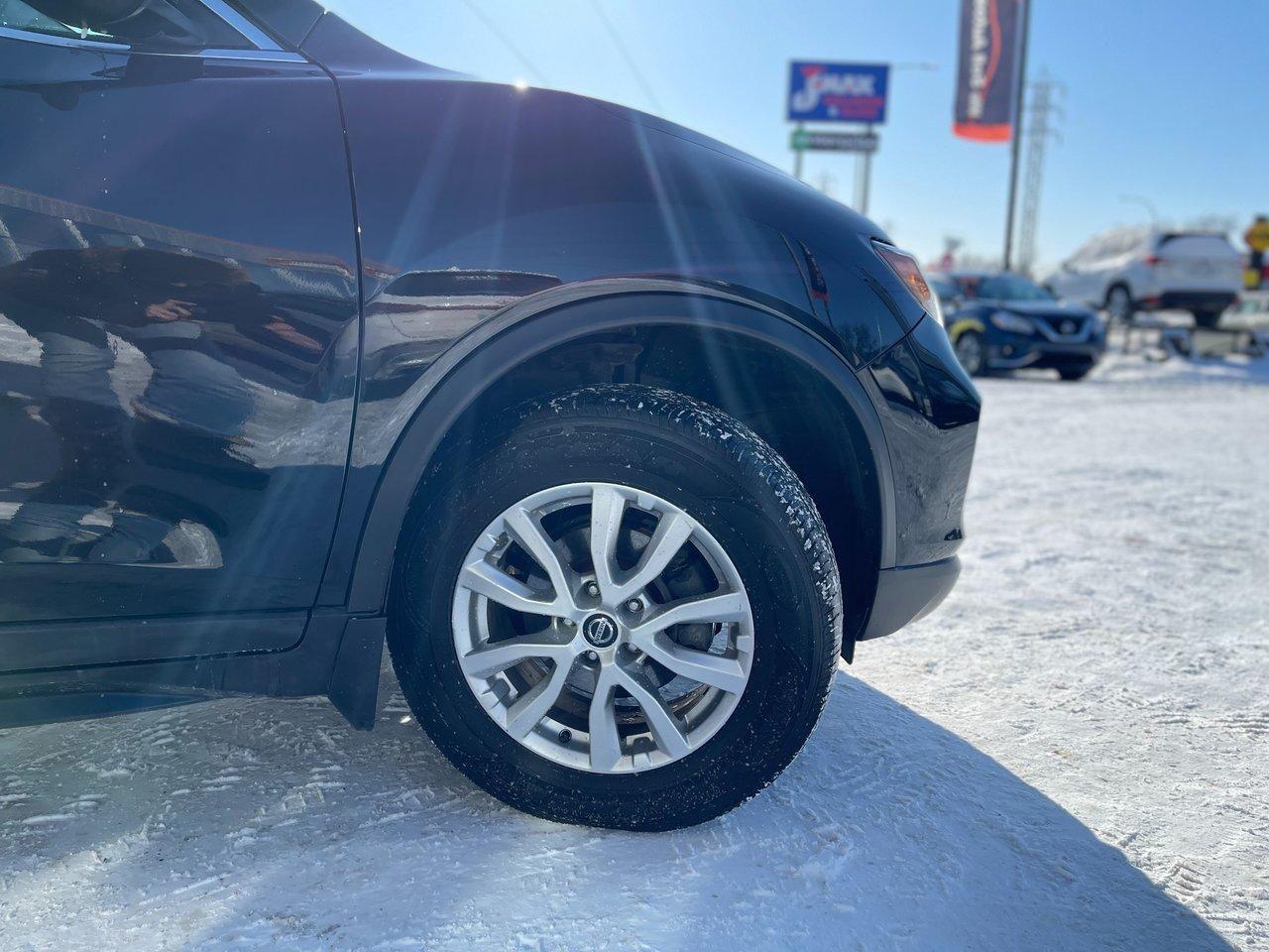 2018 Nissan Rogue S-3