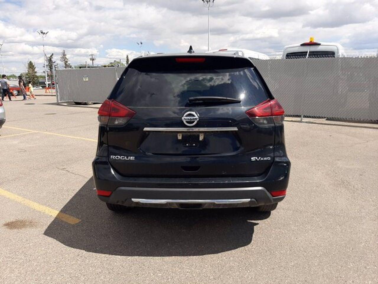 2018 Nissan Rogue S-3