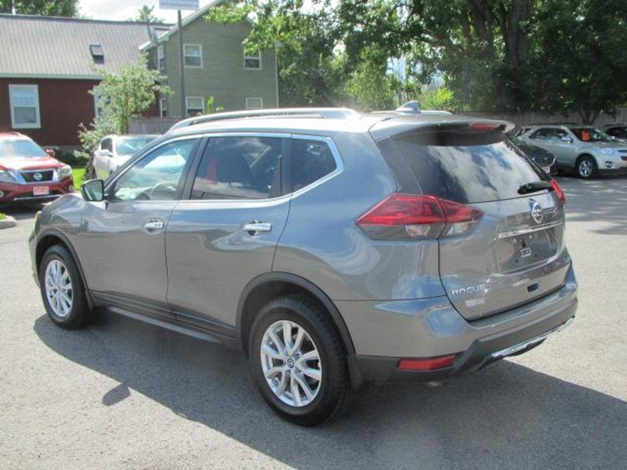 2018 Nissan Rogue S-2