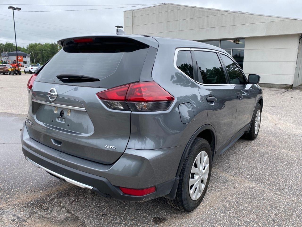 2018 Nissan Rogue S-4