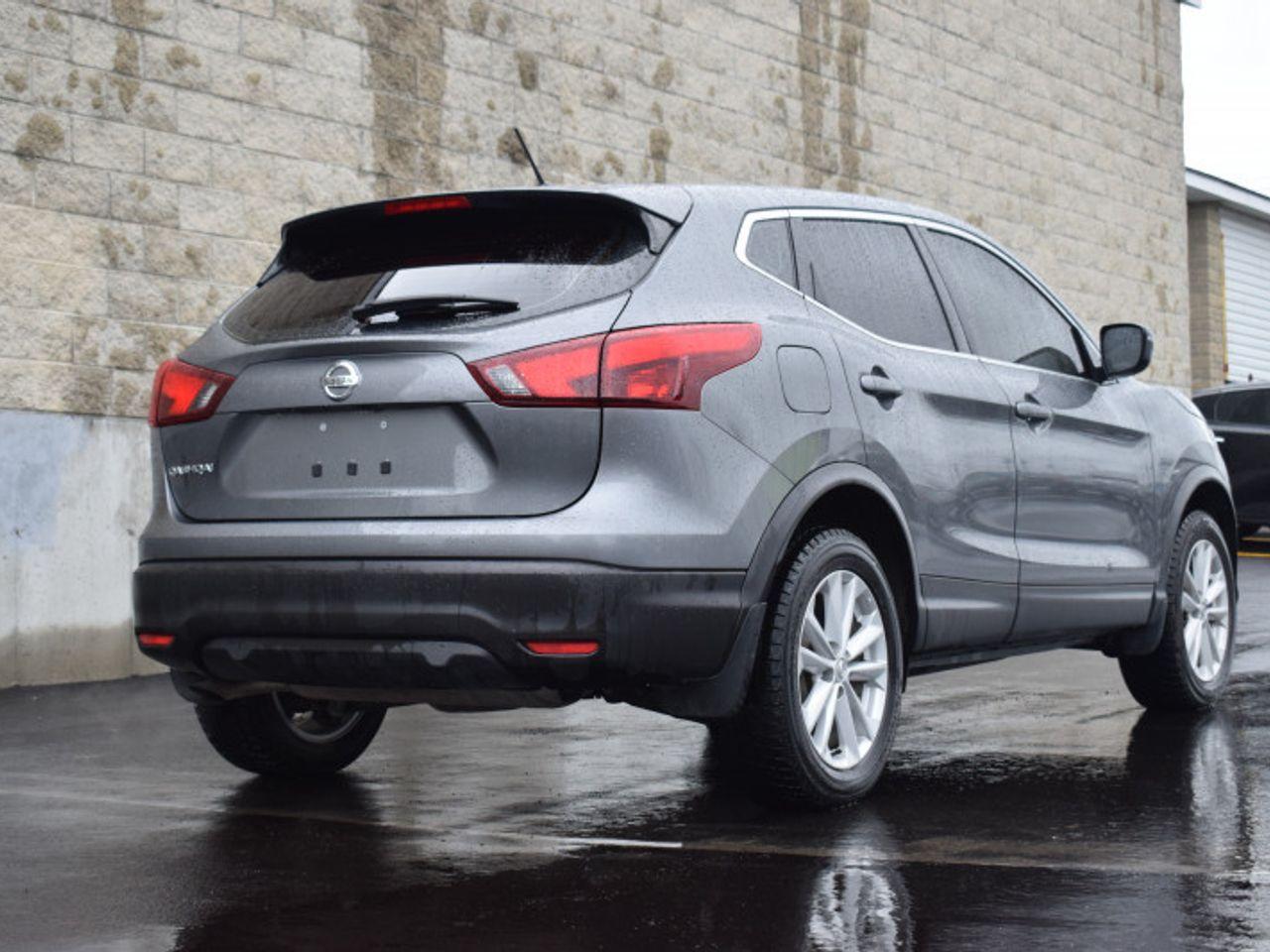 2018 Nissan Rogue S-4