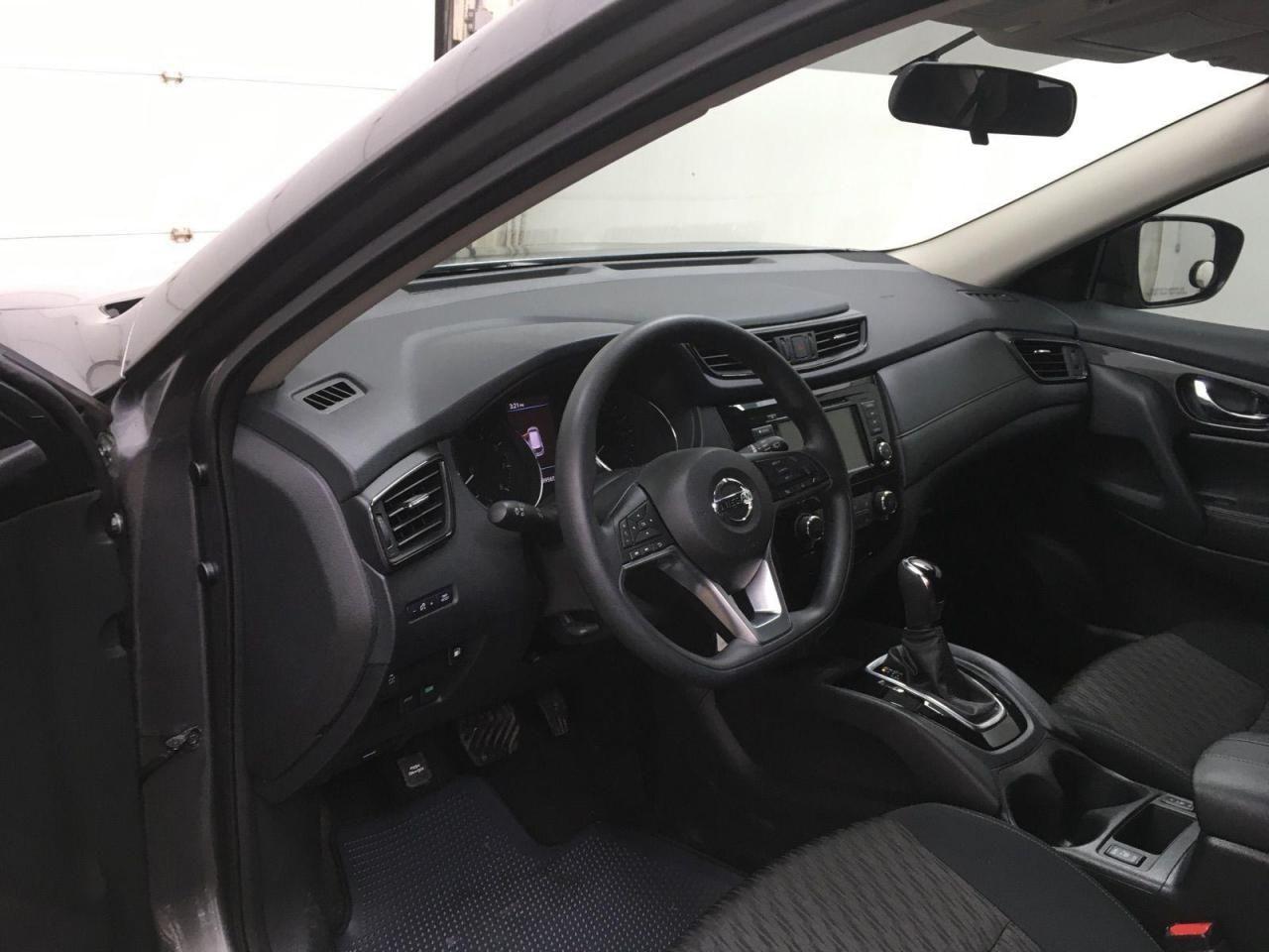 2018 Nissan Rogue S-3