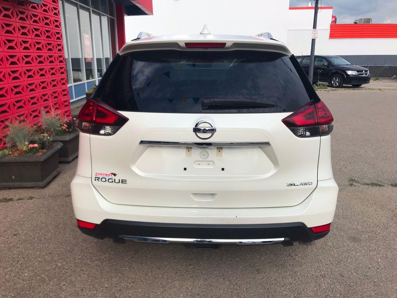 2018 Nissan Rogue S-3