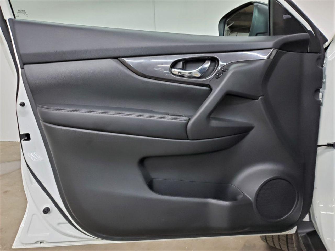 2018 Nissan Rogue S-3